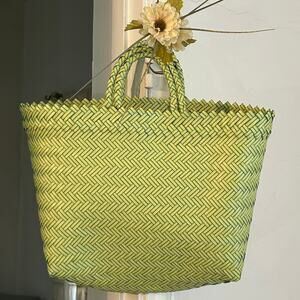HD Buttercup Yellow/Green Woven Tote Bag